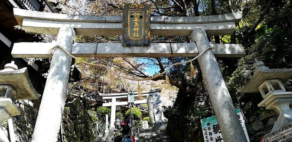 竹生島神社の鳥居
