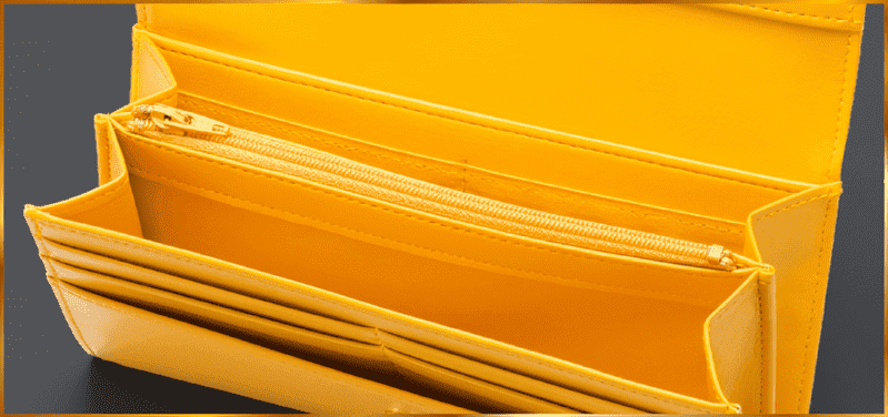 [2024]五黄土星のラッキーカラー黄色で統一された広口多機能金運財布「黄虎發財財布」内側も黄色の展開写真